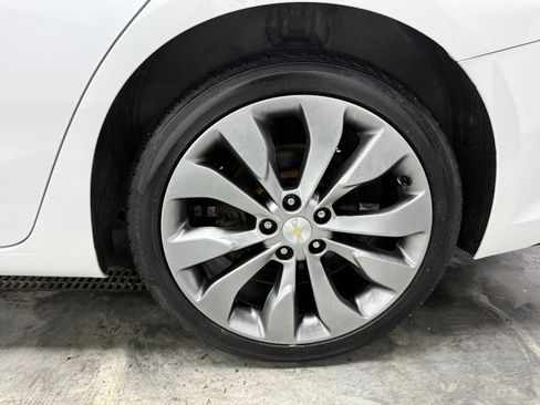 Used 2016 Chevrolet Malibu Premier image 24