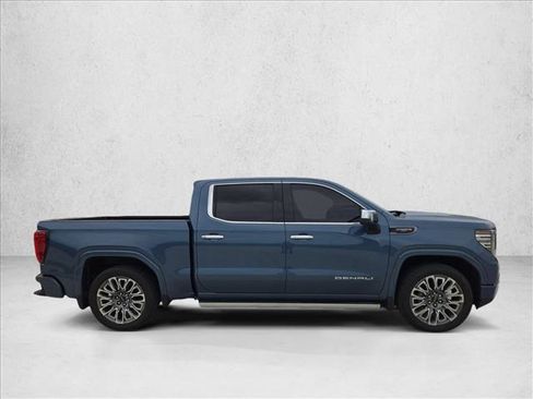 Used 2026 GMC Sierra 1500 Denali Ultimate AWD/4WD image 4