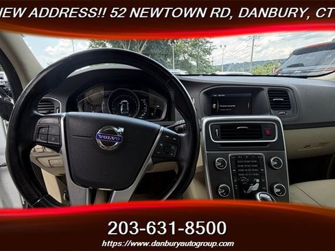 Used 2015 Volvo V60 T5 Premier AWD/4WD image 16