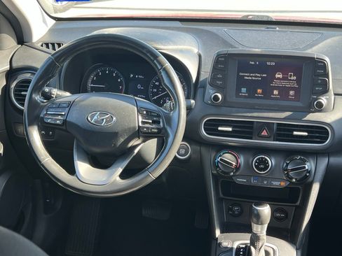 Used 2021 Hyundai Kona SEL image 17