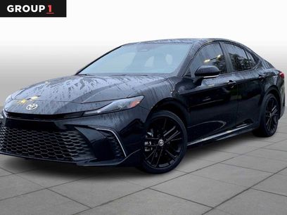 Used 2025 Toyota Camry SE