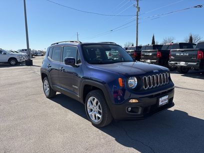 Used 2017 Jeep Renegade Latitude w/ Cold Weather Group