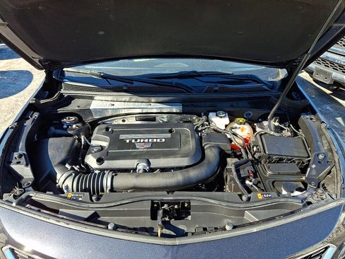 Used 2023 Cadillac XT4 Luxury w/ Cold Weather Package image 29