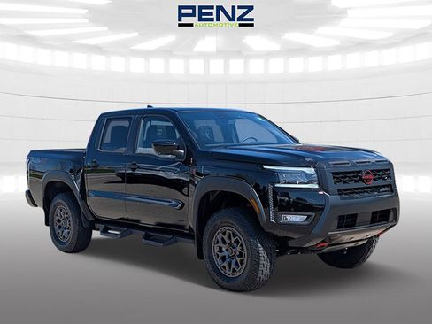 New 2026 Nissan Frontier 4x4 Crew Cab image 1