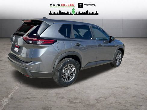 Used 2024 Nissan Rogue S AWD/4WD image 6