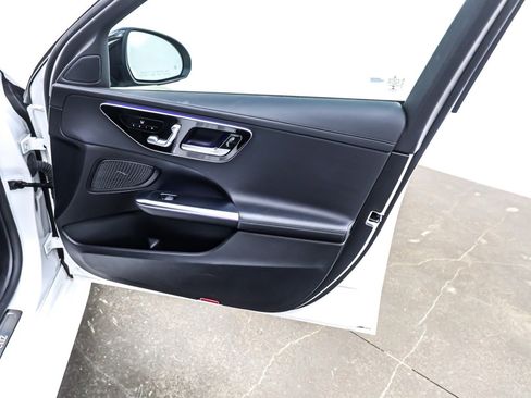 Used 2022 Mercedes-Benz C 300 Sedan image 25