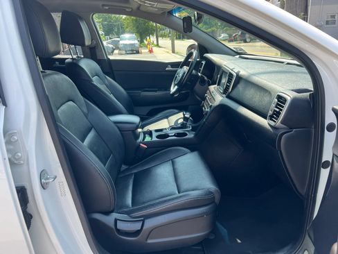 Used 2017 Kia Sportage EX w/ EX Premium Package AWD/4WD image 32