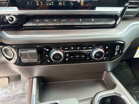 New 2026 GMC Sierra 1500 SLT w/ SLT Premium Plus Package image 25