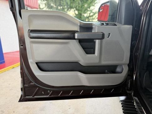 Used 2019 Ford F150 XLT w/ Equipment Group 301A Mid image 15