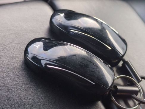 Used 2016 Tesla Model X 90D image 37