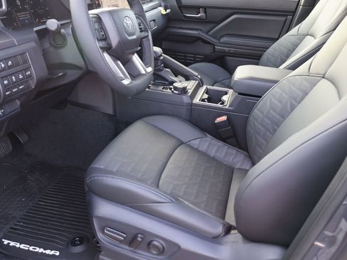 Used 2026 Toyota Tacoma TRD Off-Road w/ TRD Off Road Premium Package image 21