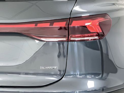 New 2025 Audi Q6 e-tron Premium Plus image 26