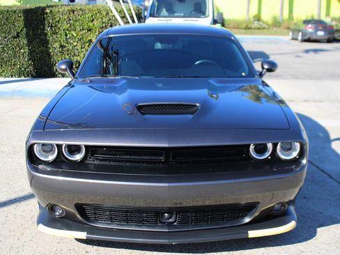 Used 2023 Dodge Challenger GT w/ Plus Package image 9