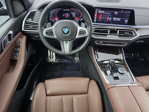 Used 2020 BMW X5 M50i w/ Premium Package AWD/4WD image 13