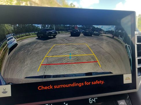 Used 2025 Toyota Tundra Limited image 27