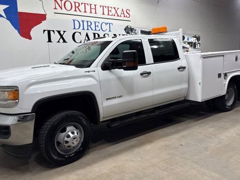 Used 2016 GMC Sierra 3500 4x4 Crew Cab w/ Sierra Convenience Package image 9