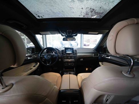 Used 2018 Mercedes-Benz GLS 550 GLS 550 image 18