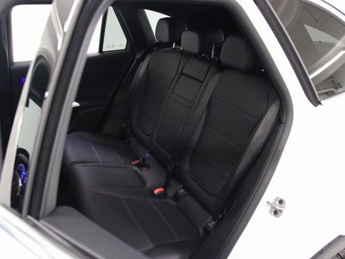 Certified 2025 Mercedes-Benz GLC 300 4MATIC image 20