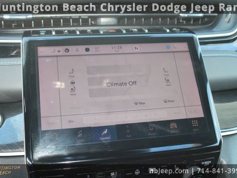 Used 2023 Jeep Grand Cherokee Trailhawk image 26