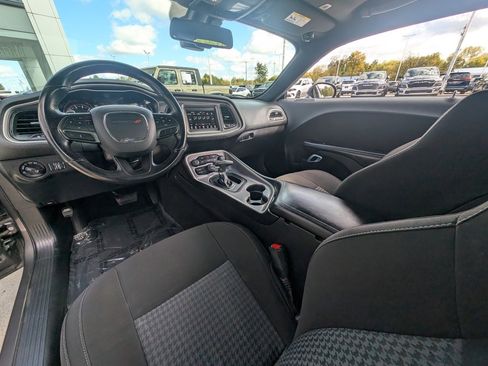 Used 2022 Dodge Challenger GT w/ Blacktop Package image 12