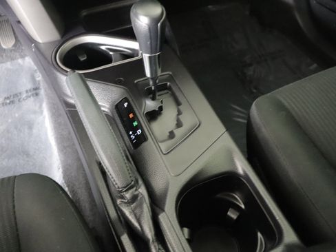 Used 2018 Toyota RAV4 LE w/ All Weather Liner Package AWD/4WD image 14