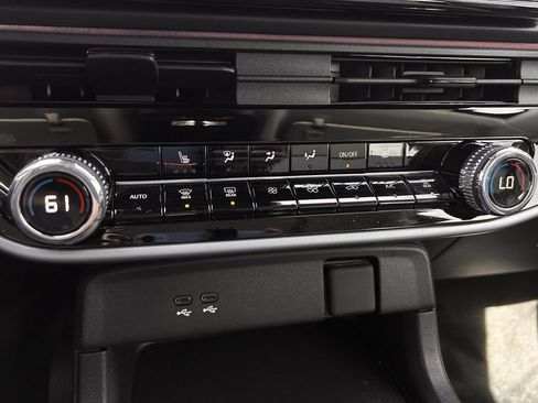 Used 2025 Honda Prologue Touring image 21