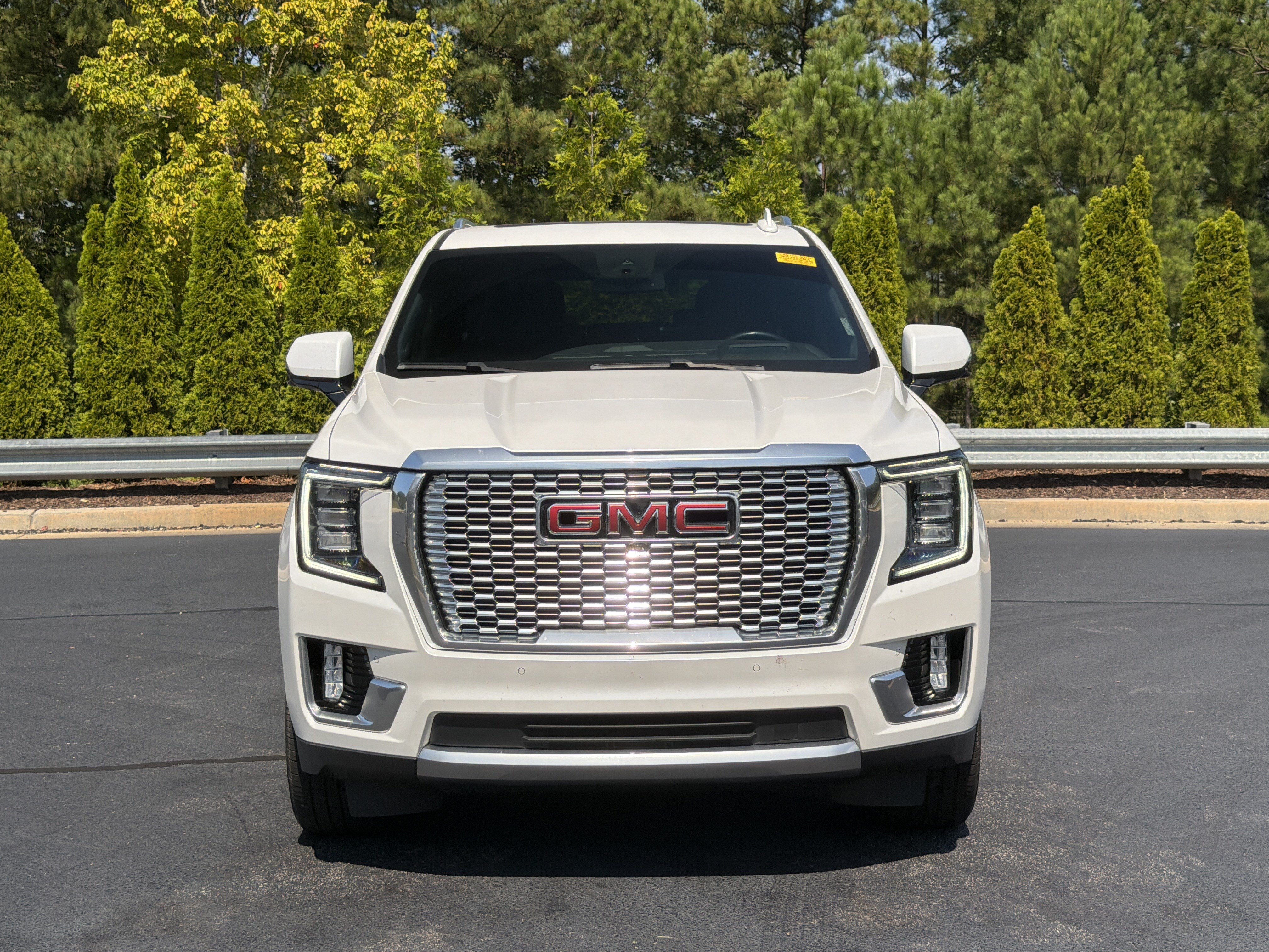 Used 2023 GMC Yukon Denali RWD image 10