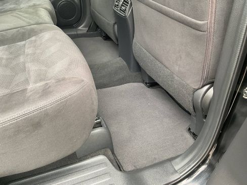 Used 2015 Nissan Rogue S AWD/4WD image 33