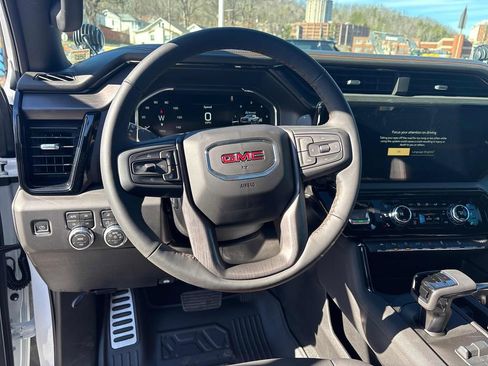 New 2026 GMC Sierra 1500 AT4 w/ AT4 Premium Package image 15