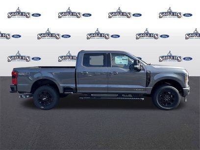 New 2026 Ford F250 Lariat w/ Black Appearance Package