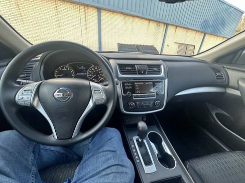 Used 2017 Nissan Altima 2.5 S w/ Power Driver Seat Package FWD image 11