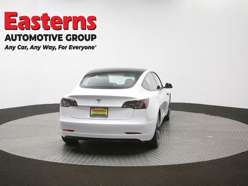 Used 2023 Tesla Model 3 Standard Range RWD image 33
