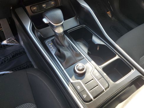 Certified 2023 Kia Sorento LX image 27