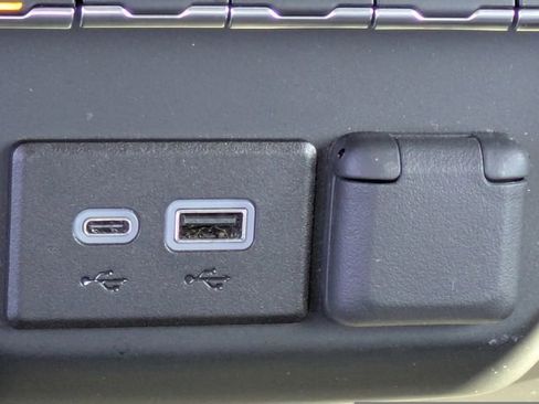 Certified 2024 Chevrolet Silverado 1500 Custom image 20