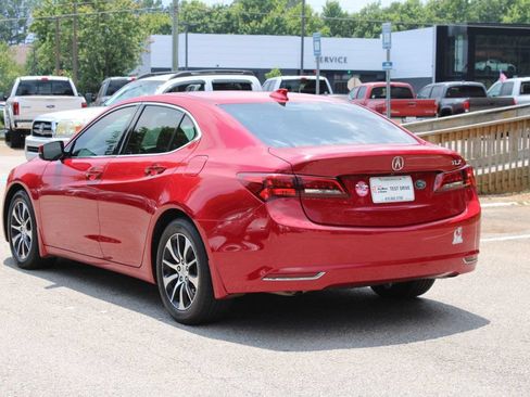 Used 2017 Acura TLX FWD image 6