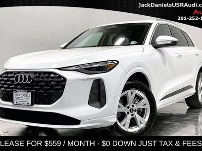Certified 2025 Audi Q5 Premium w/ Convenience Package