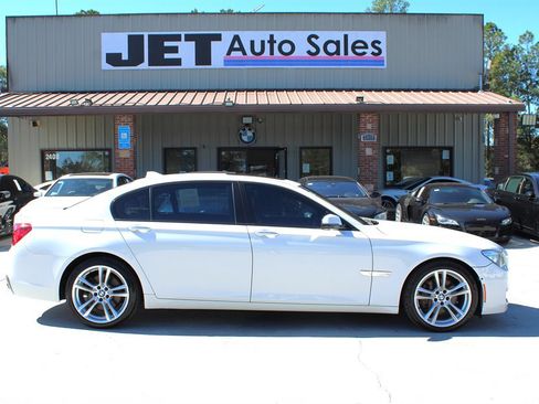 Used 2013 BMW 740Li image 8