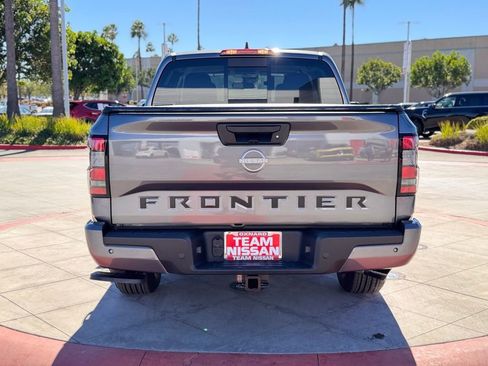 New 2026 Nissan Frontier SV image 6