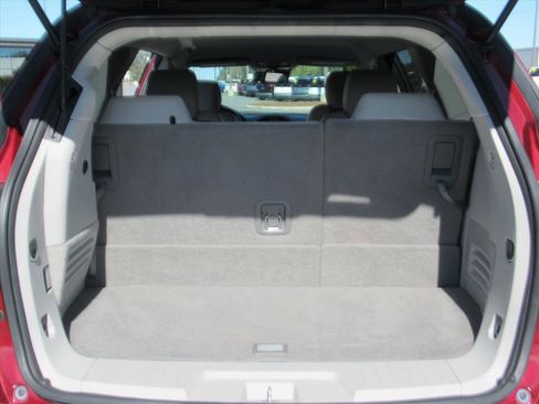 Used 2017 Buick Enclave Leather image 32