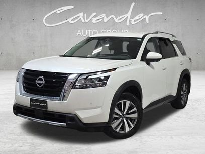 Used 2024 Nissan Pathfinder SL