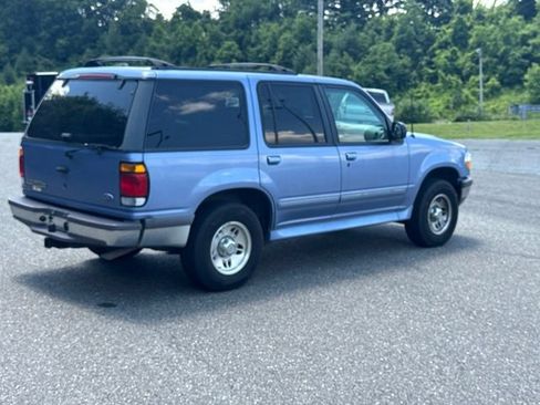 Used 1997 Ford Explorer XLT AWD/4WD image 6