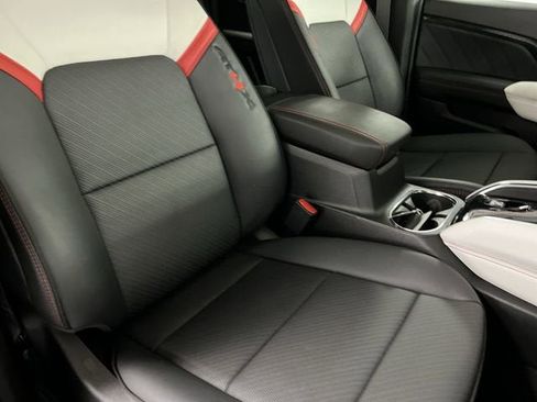 Certified 2024 GMC Canyon AT4X AWD/4WD image 29