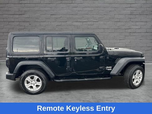 Used 2018 Jeep Wrangler Unlimited Sport S AWD/4WD image 10