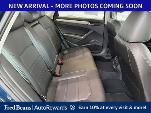 Used 2022 Volkswagen Passat 2.0T SE FWD image 7