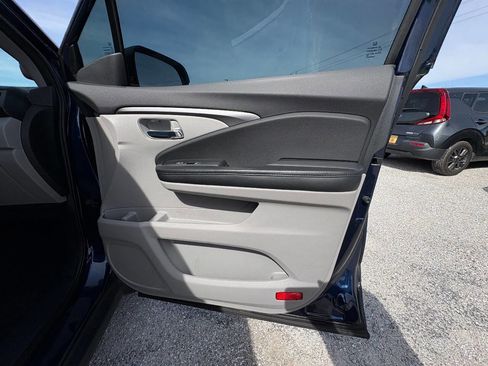 Used 2016 Honda Pilot EX image 40