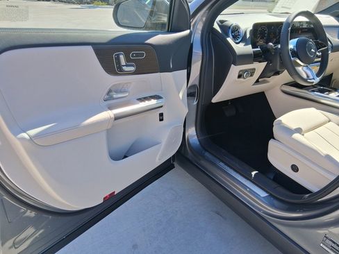 New 2026 Mercedes-Benz GLA 250 image 18