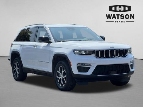 Used 2025 Jeep Grand Cherokee Limited AWD/4WD image 1