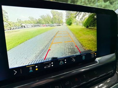 Used 2025 Chevrolet Silverado 3500 LTZ w/ LTZ Plus Package AWD/4WD image 3