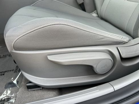 Used 2023 Hyundai Elantra SEL FWD image 22