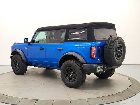 Used 2023 Ford Bronco Wildtrak image 5